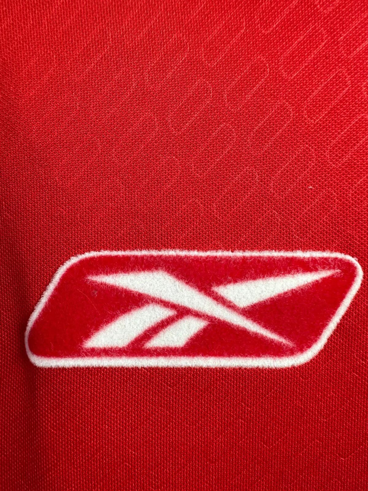 Liverpool 2004/05 Home Long Sleeve Retro Jersey - detail view
