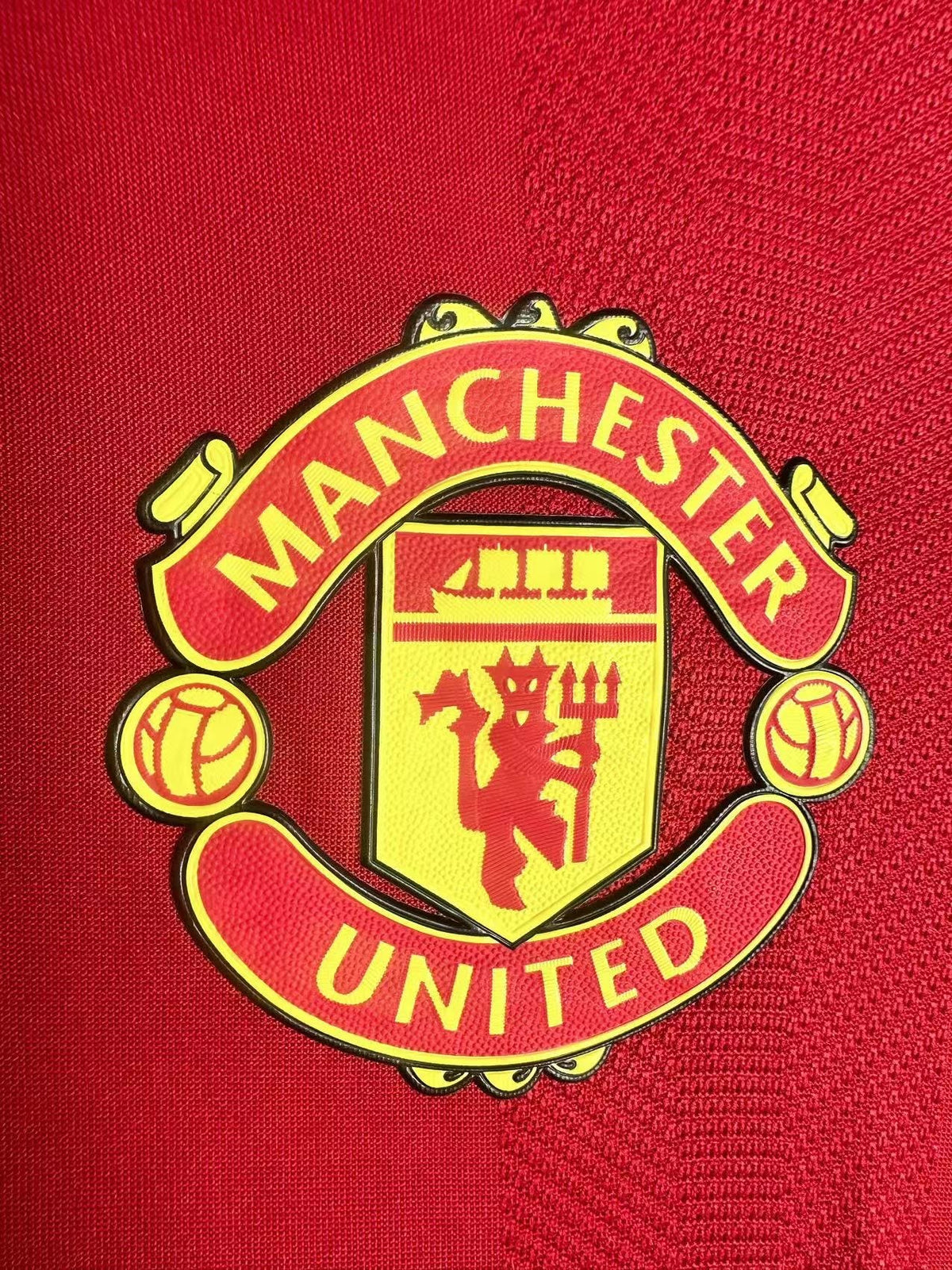 Manchester United 2021/22 Home Retro Jersey - detail view