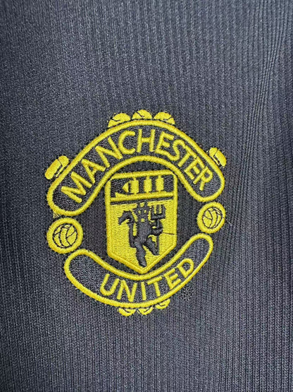 Manchester United 1998 Long Sleeve Black Retro Jersey - detail view