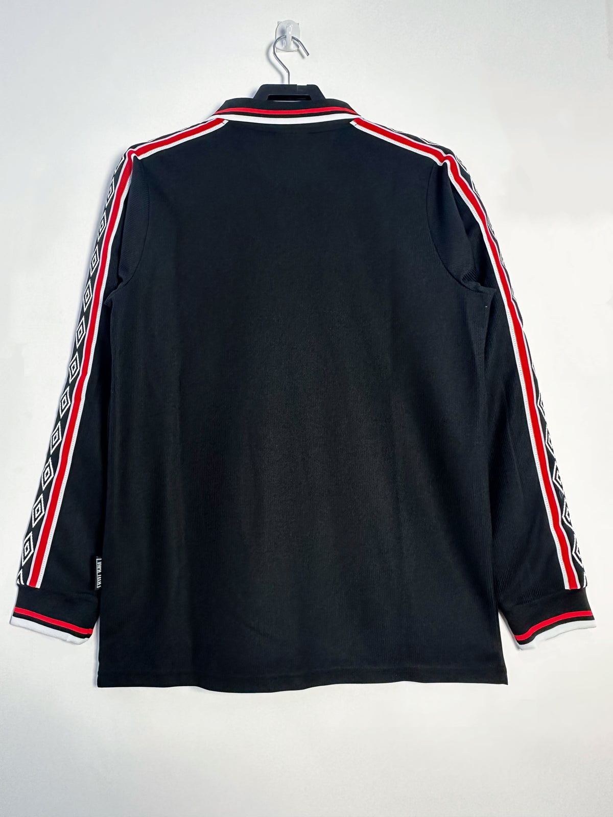 Manchester United 1998 Long Sleeve Black Retro Jersey - back view