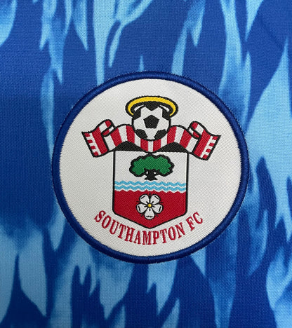 Southampton 1992 Away Retro Jersey - detail view