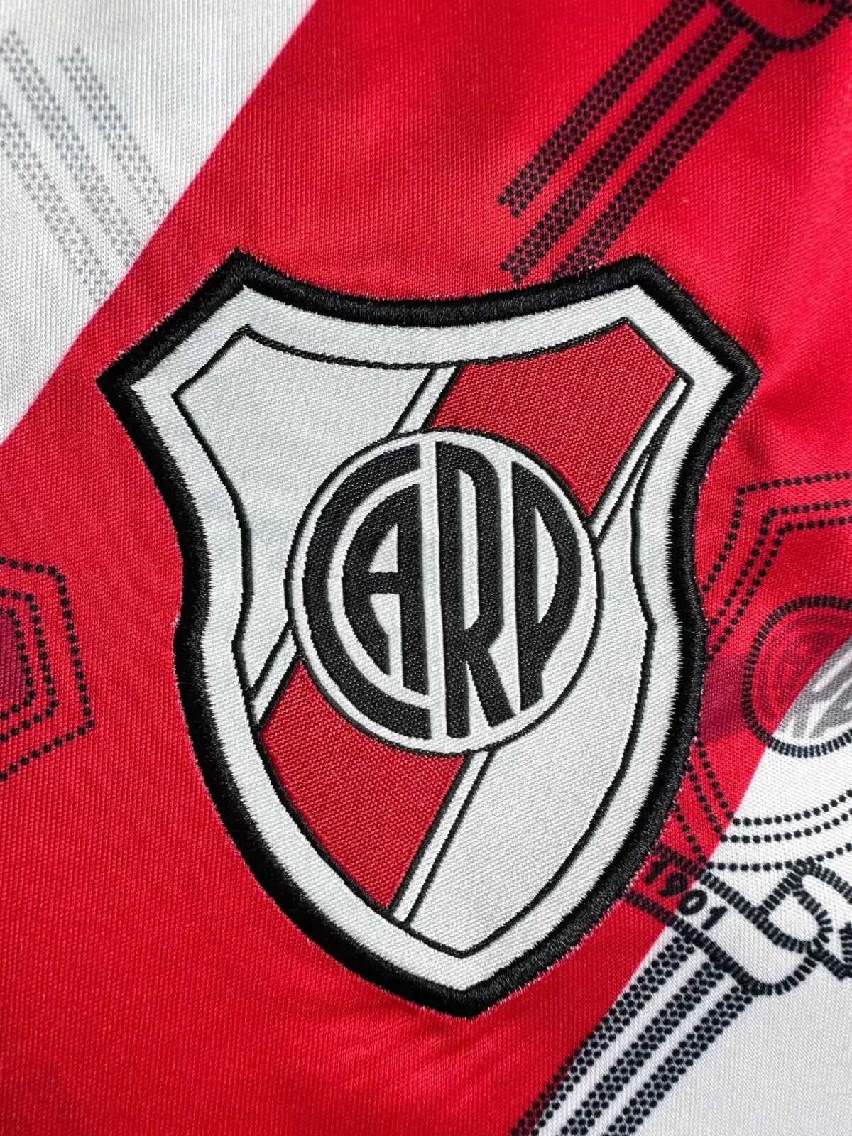 River Plate 1996/97 Home Retro Jersey - detail view