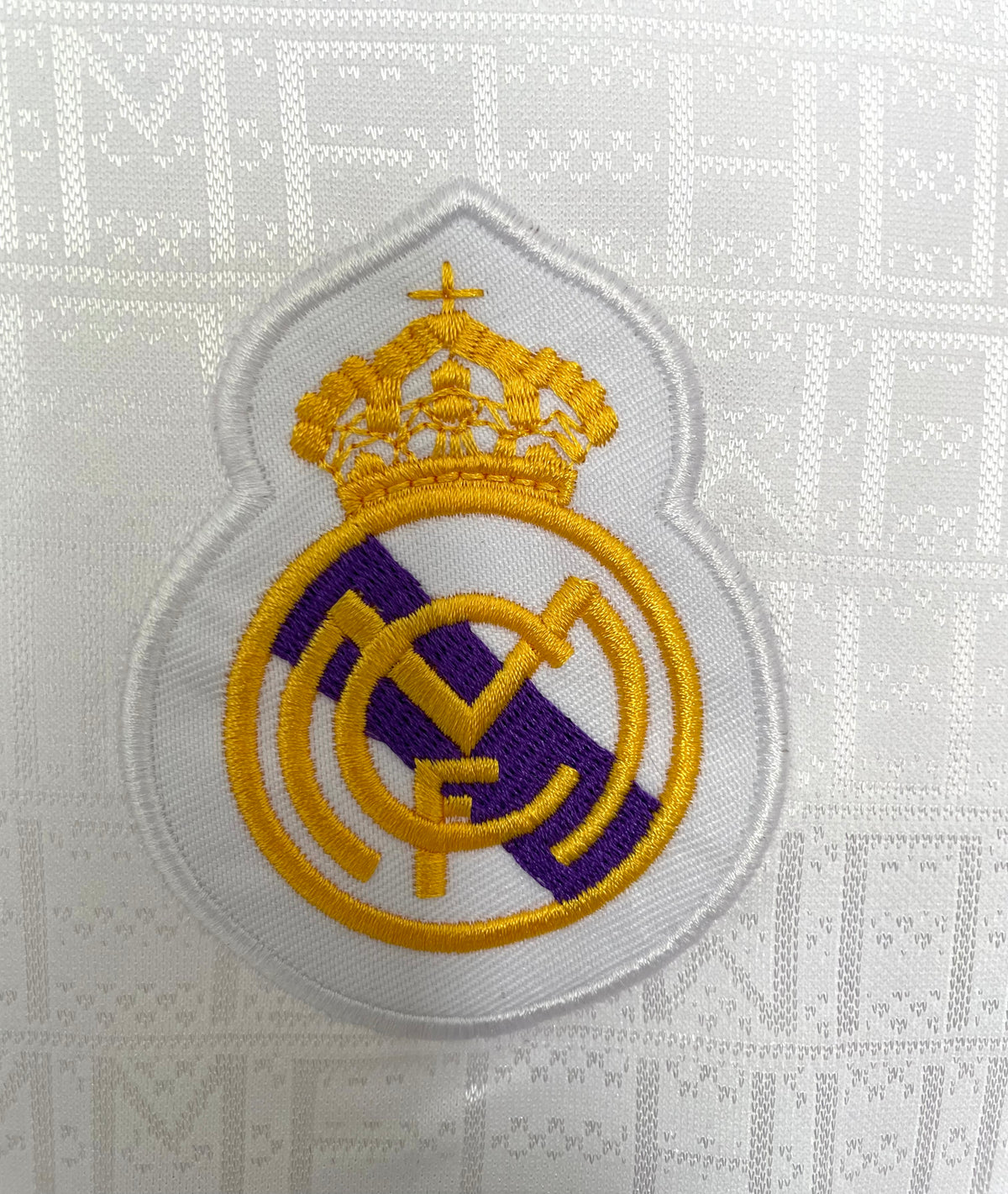 Real Madrid 1988/90 Home Retro Jersey - detail view