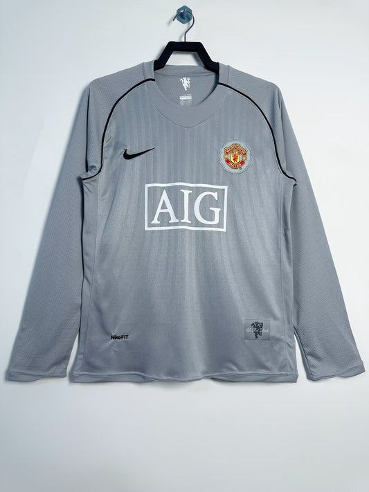 Manchester United 2007/08 Long Sleeve Gray Retro Goalkeeper Jersey - front view