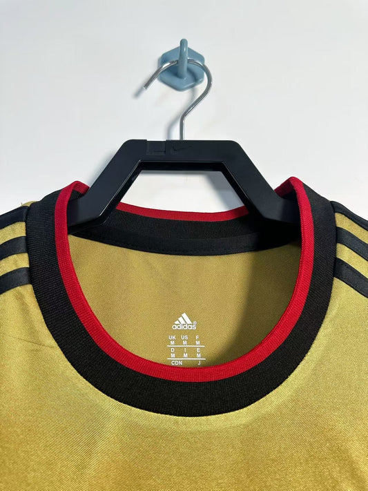 AC Milan 2013/14 Away Retro Jersey - front view