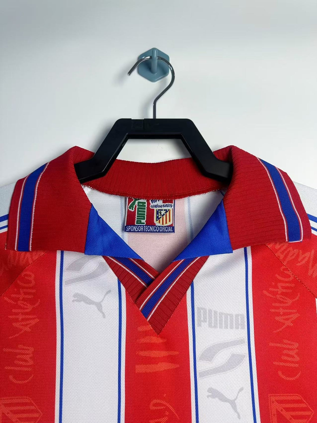 Atletico Madrid 1996/97 Home Retro Jersey - front view