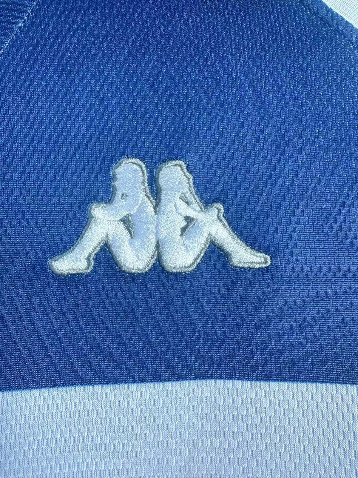 Manchester City 1997/98 Away Long Sleeve Retro Jersey - detail view