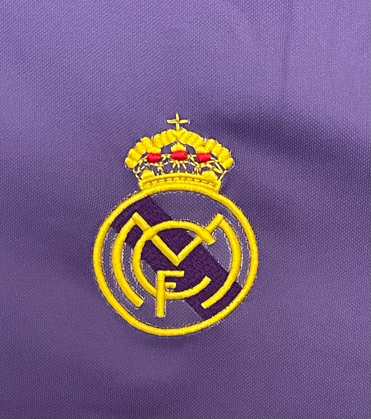 Real Madrid 1984/85 Away Retro Jersey - detail view