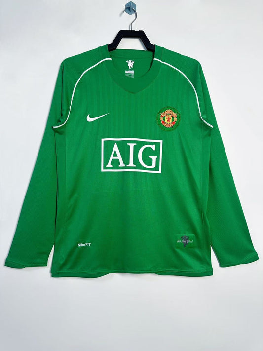 Manchester United 2007/08 Long Sleeve Green Retro Goalkeeper Jersey - front view