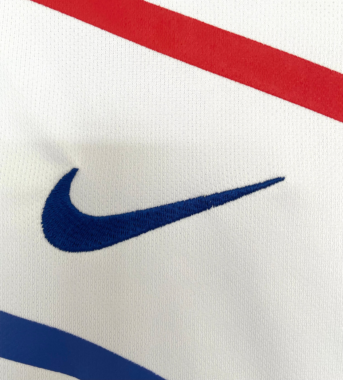 Netherlands 2010 Away Retro Jersey - detail view
