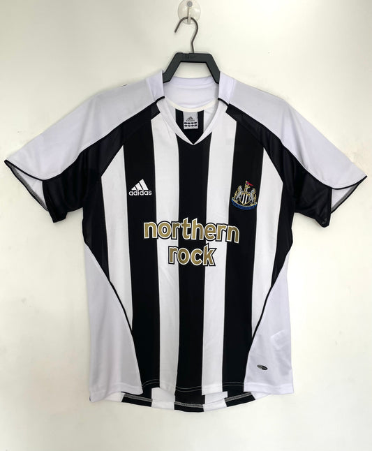 Newcastle United 2005/06 Home Retro Jersey - front view