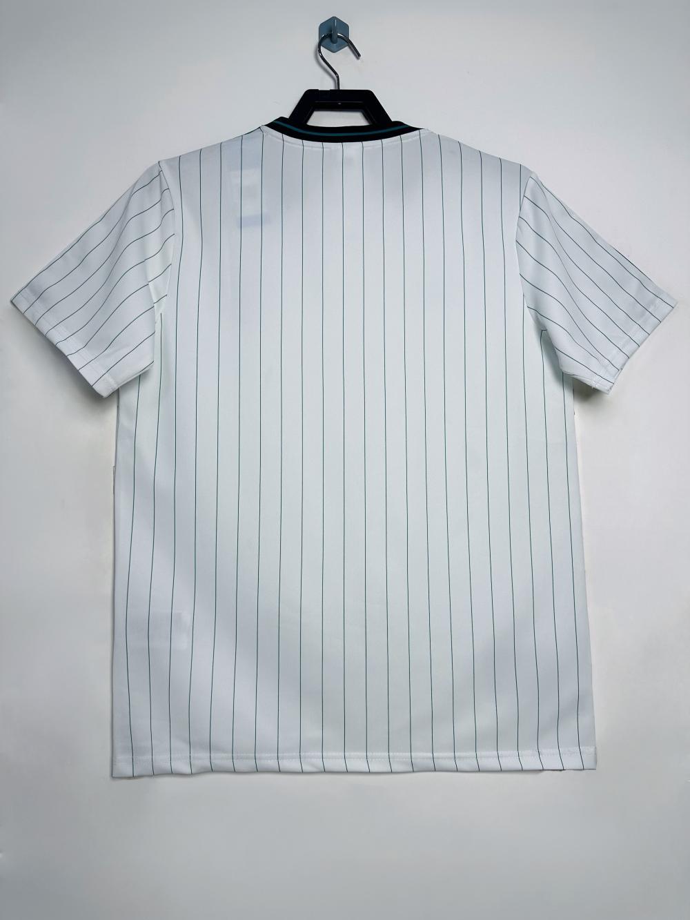 Liverpool 2025/26 White Retro T-Shirt - back view