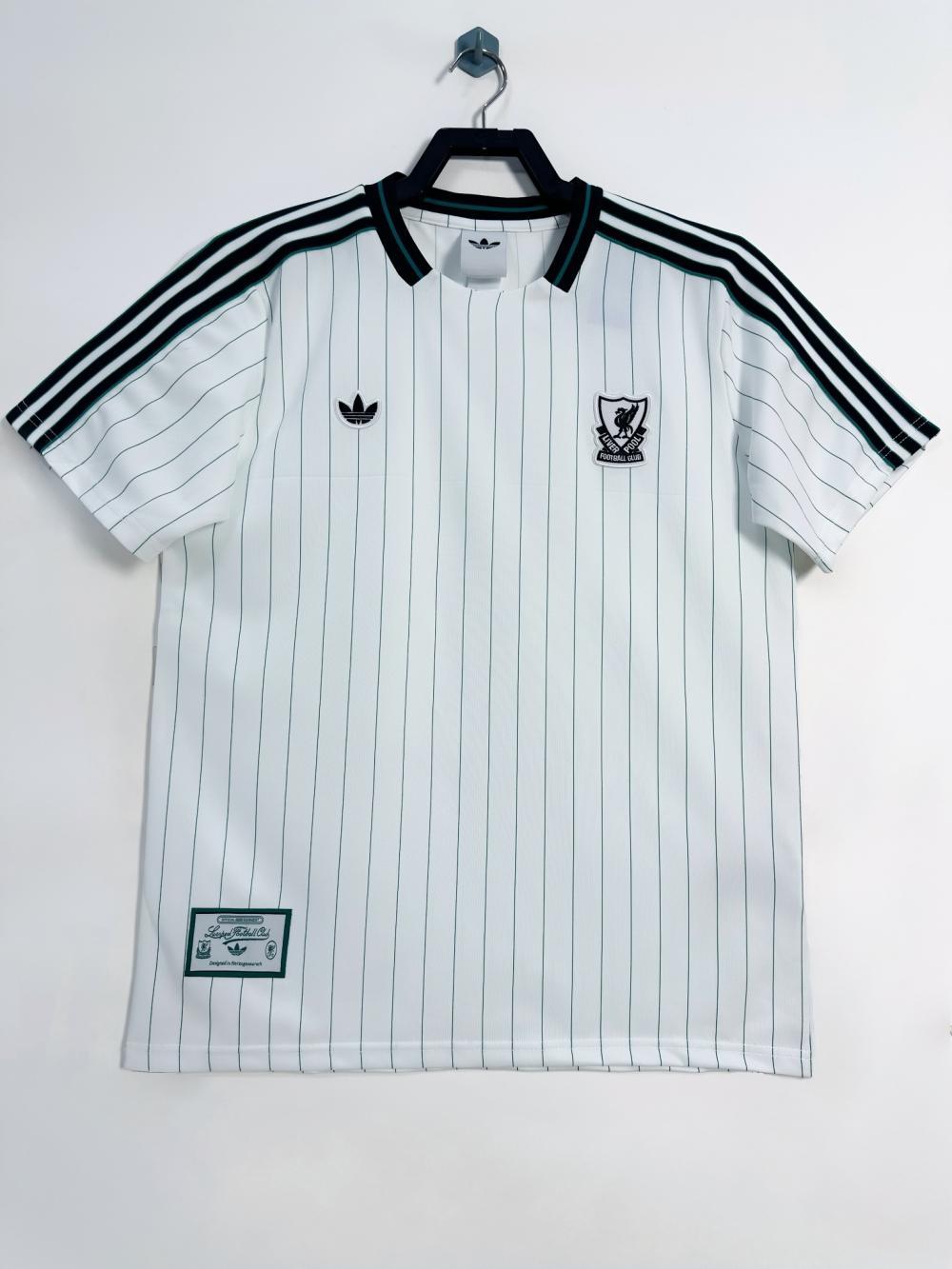 Liverpool 2025/26 White Retro T-Shirt - front view