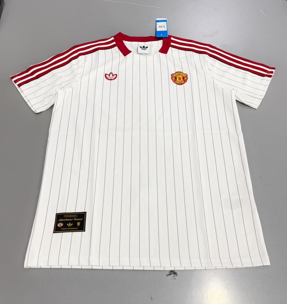 Manchester United 2025/26 White Red Three-Stripe Trim Retro T-Shirt - front view