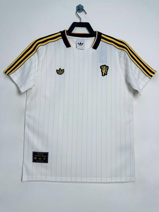 Manchester United 2025/26 White Yellow Three-Stripe Trim Retro T-Shirt - front view