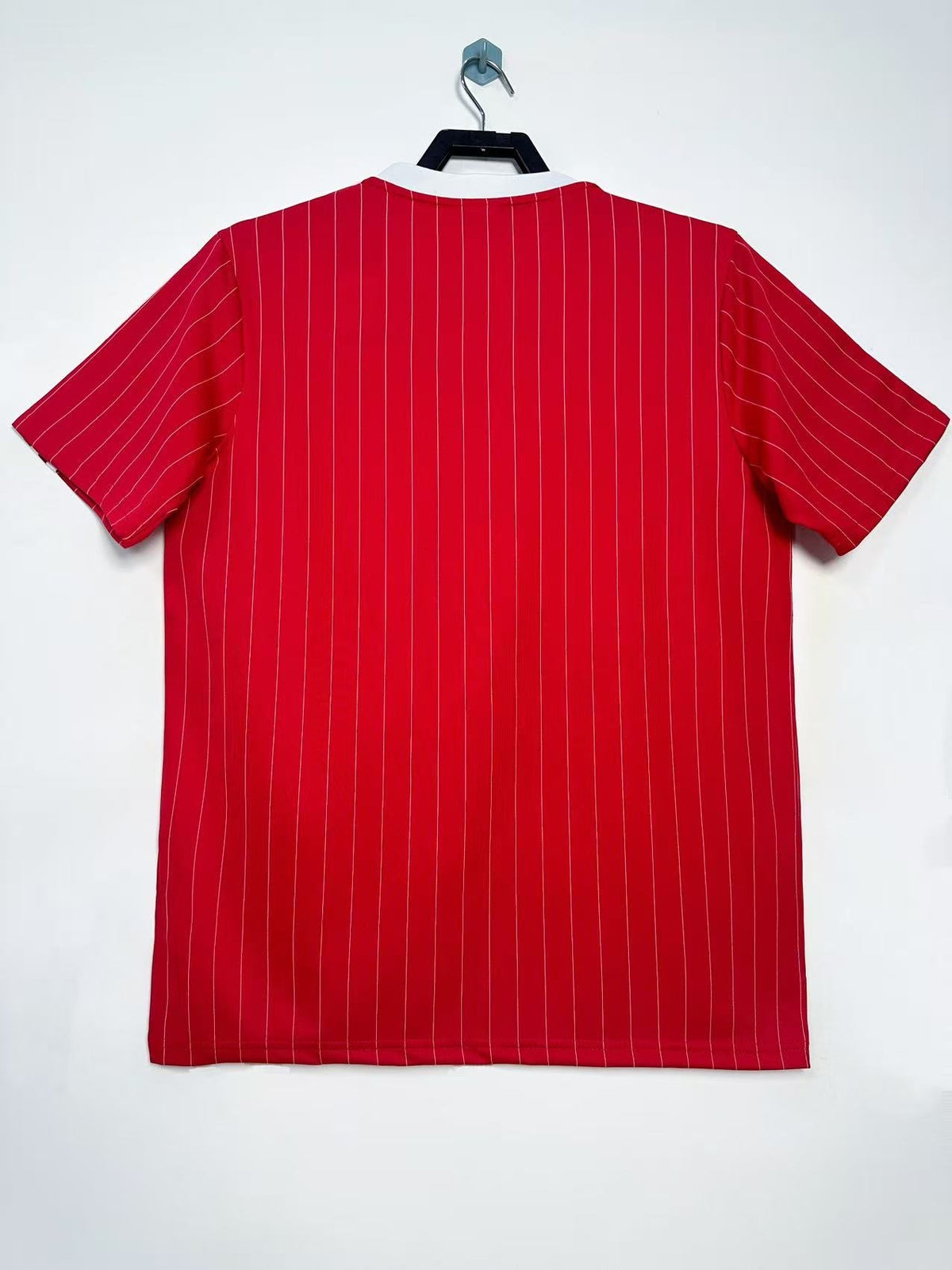 Manchester United 2025/26 Red Retro T-Shirt - back view