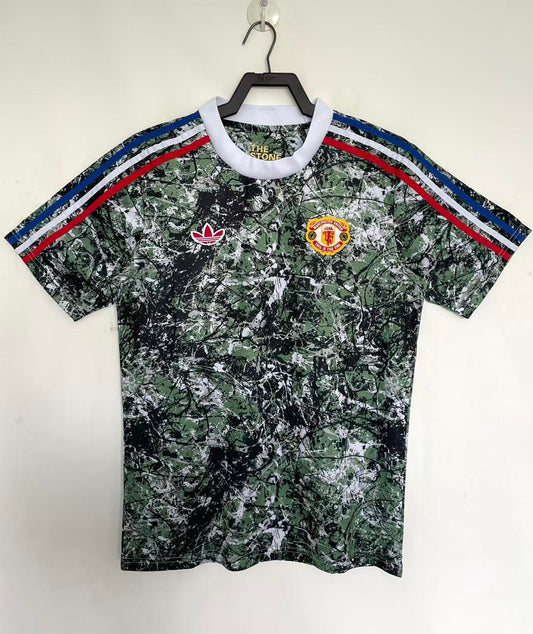Manchester United 2026/27 Collaboration Green Retro Jersey - front view