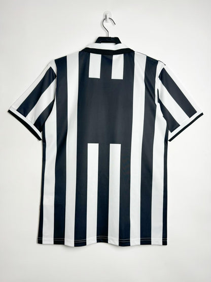Juventus 1995/97 Home Retro Jersey - back view