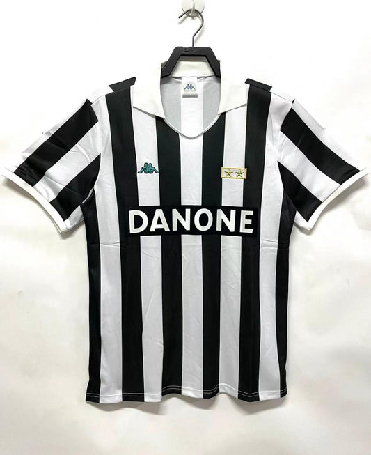 Juventus 1992/94 Home Retro Jersey - front view
