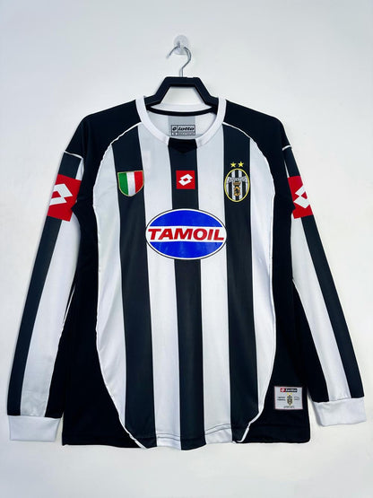 Juventus 2002/03 Home Long Sleeve Retro Jersey - front view