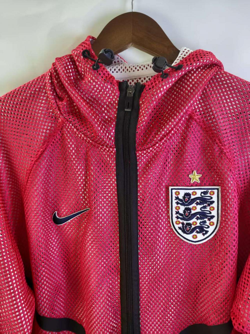 England 2026 Reversible Walkout Top - Red/White - front view