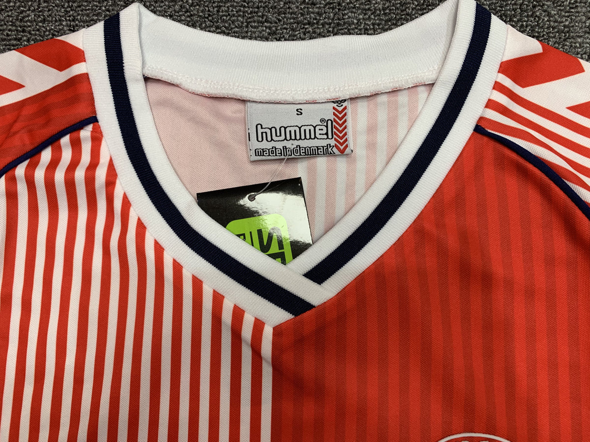 Denmark 1986 Home Retro Jersey - front view