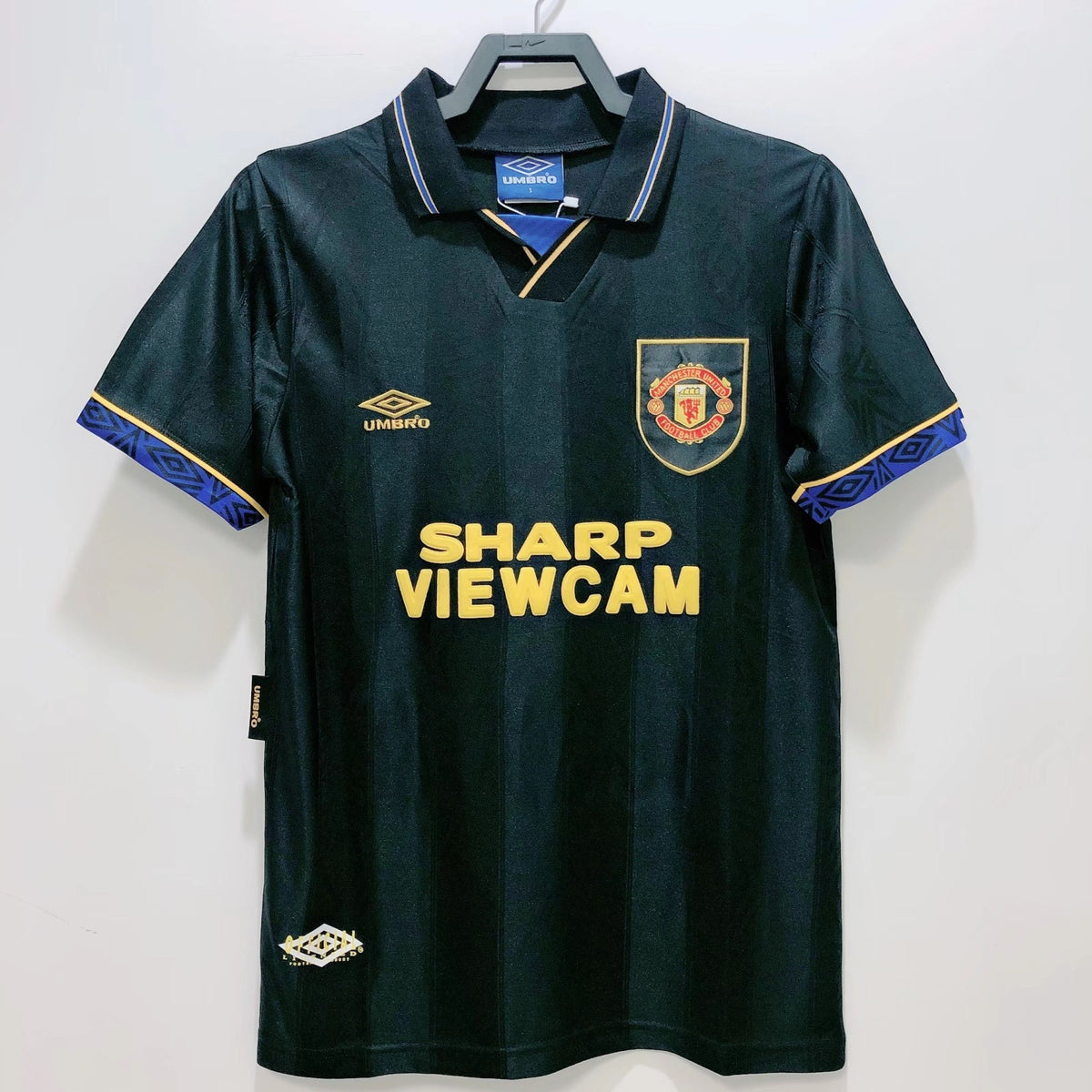 Manchester United 1993/94 Away Retro Jersey - front view