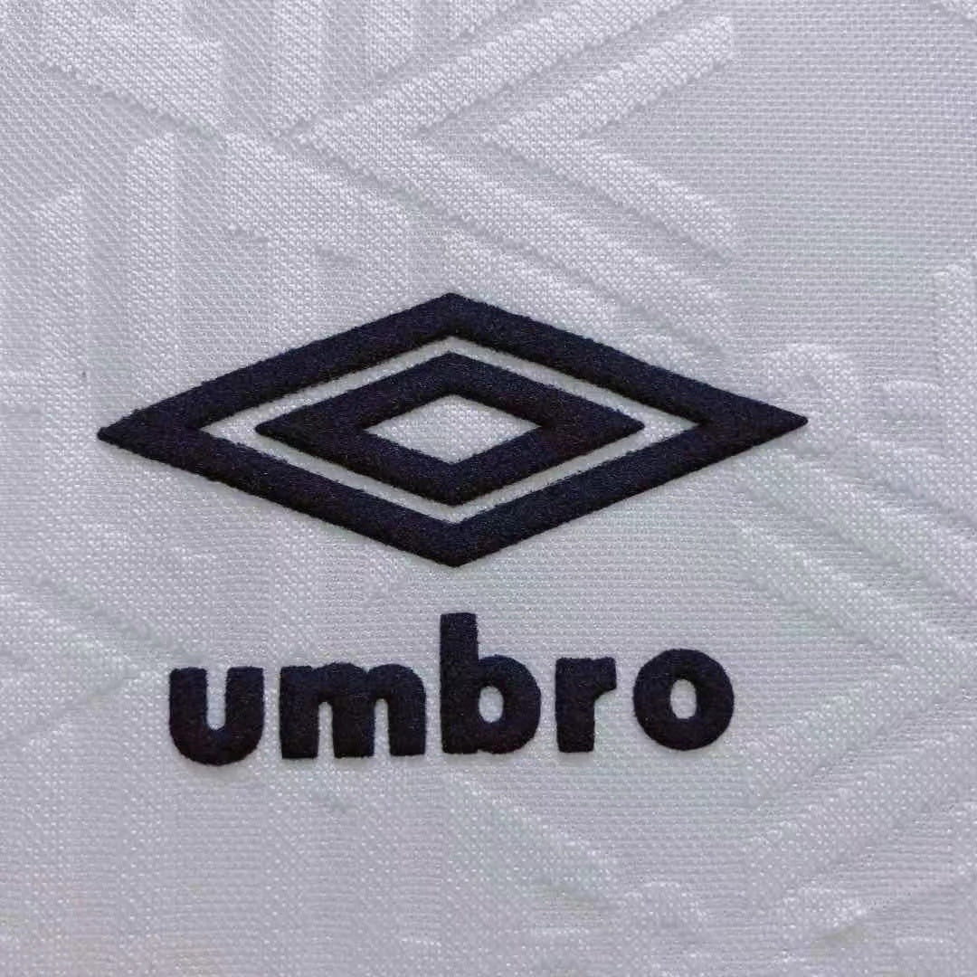 Tottenham Hotspur 1991/93 Home Retro Jersey - detail view
