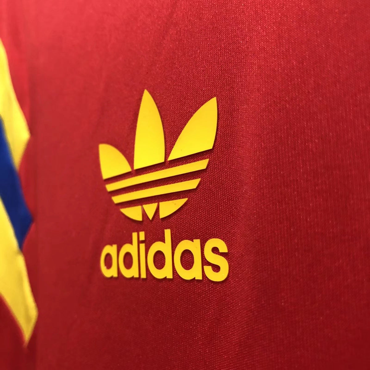 Colombia 1990 Away Retro Jersey - detail view