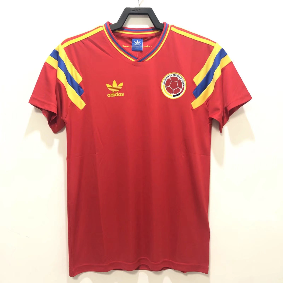 Colombia 1990 Away Retro Jersey - front view
