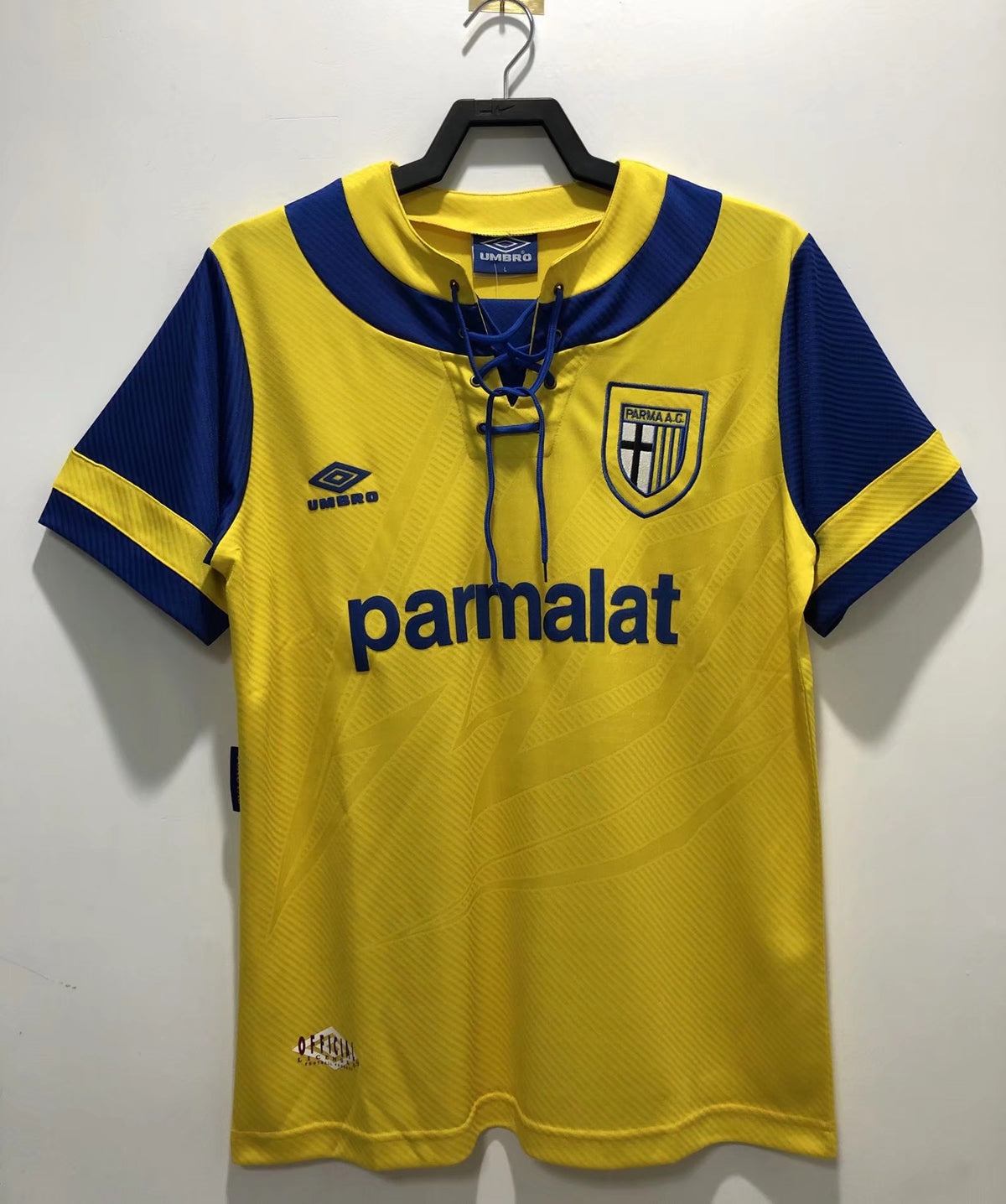 Parma 1993/95 Retro Jersey - front view