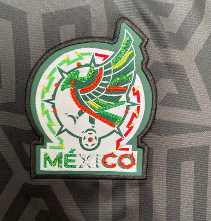 Mexico 2026/27 Collaboration Black Retro Jersey - detail view
